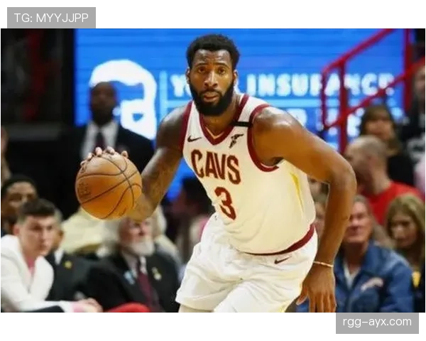 诺伊尔精准指挥防线,球队防守效率显著提升