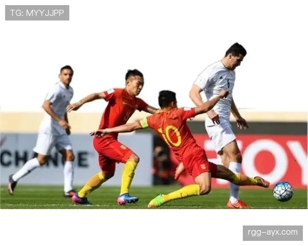 阿库尼亚防守再成焦点,球场表现引发广泛讨论