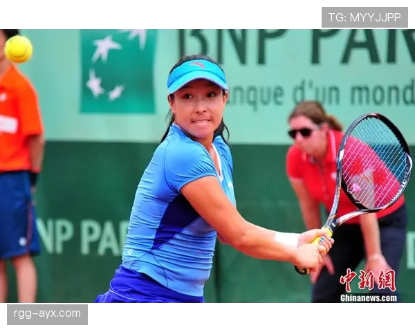 彭帅赛场上冷静，私下居然这样的对比，普通人根本想不到她的另一面